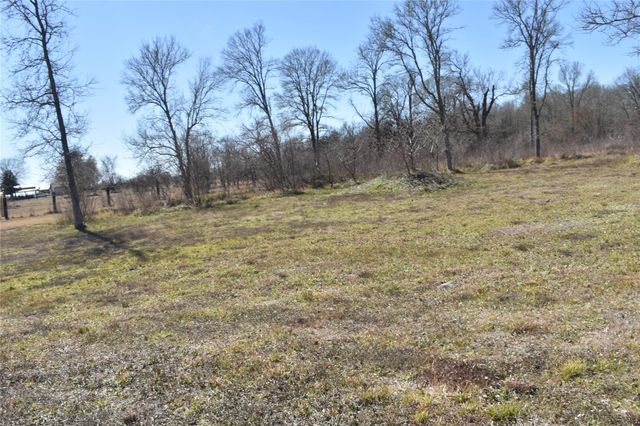 8475 Sunny Side Road, Hempstead, TX 77445