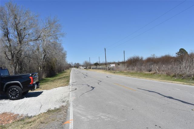 8475 Sunny Side Road, Hempstead, TX 77445