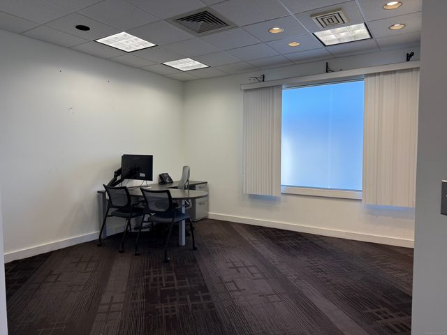 70 Boston Post Road, Waterford, CT 06385