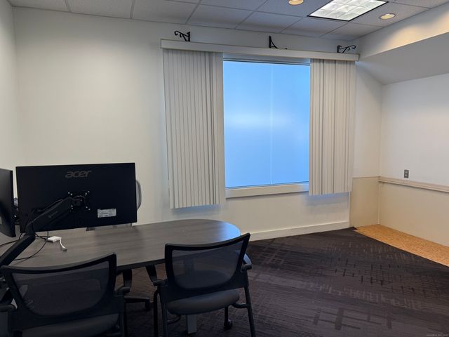 70 Boston Post Road, Waterford, CT 06385