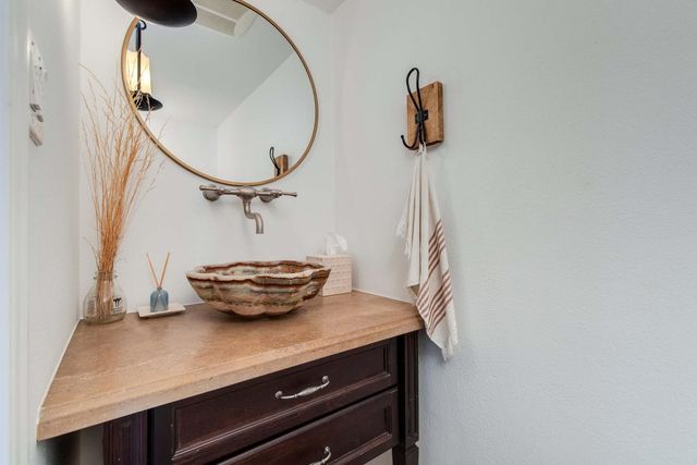 4701 N 68th Street Unit 112, Scottsdale, AZ 85251