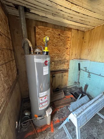 986 N Wilson Avenue, Fresno, CA 93728