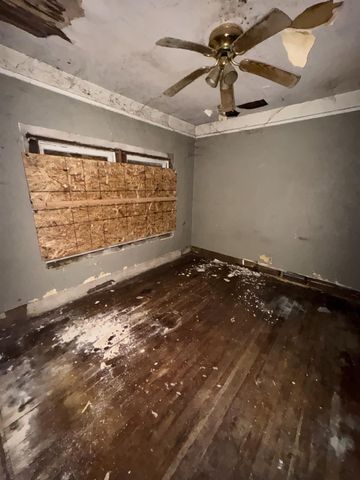 986 N Wilson Avenue, Fresno, CA 93728