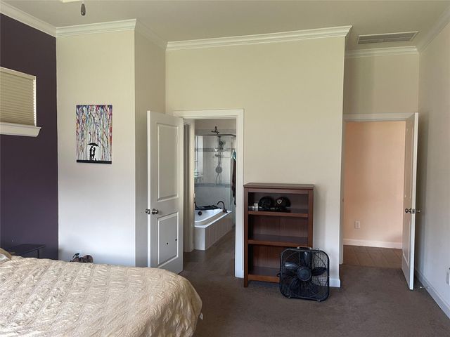 427 Stonebrook Lane, Conroe, TX 77304