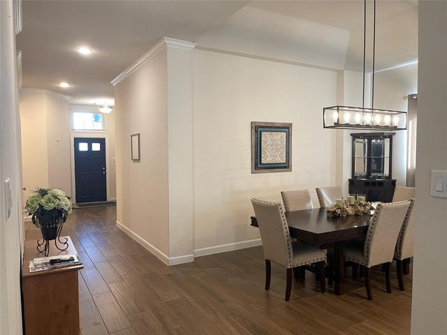 427 Stonebrook Lane, Conroe, TX 77304