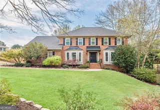 220 Saddle Lake Drive, Roswell, GA 30076