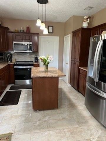 1324 Oakhall Ln, Mount Juliet, TN 37122