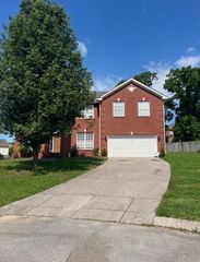 1324 Oakhall Ln, Mount Juliet, TN 37122