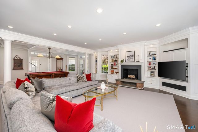 316 Mansfield Avenue, Darien, CT 06820