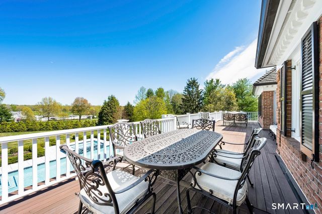 316 Mansfield Avenue, Darien, CT 06820