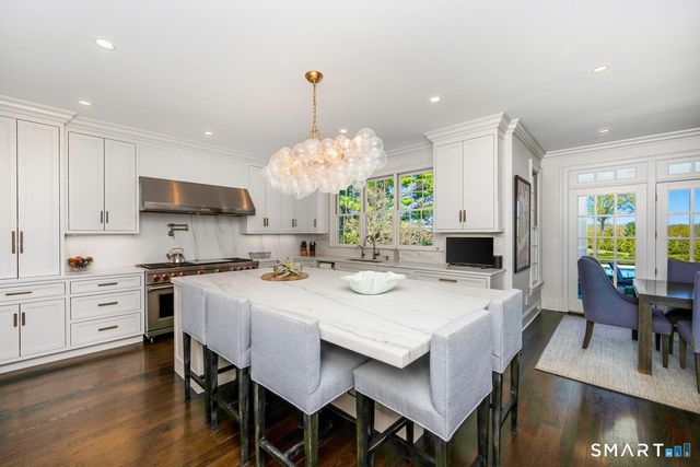 316 Mansfield Avenue, Darien, CT 06820