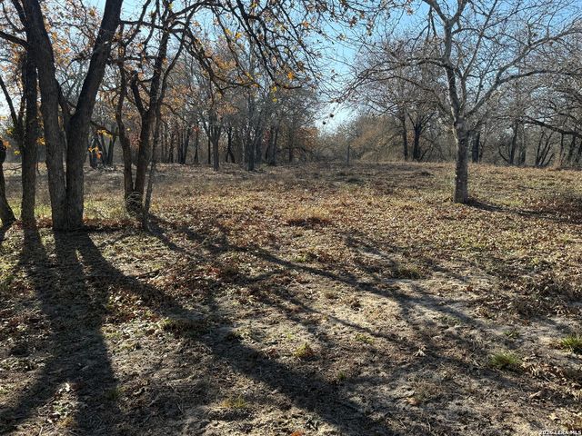 149 Oak Hill, La Vernia, TX 78121