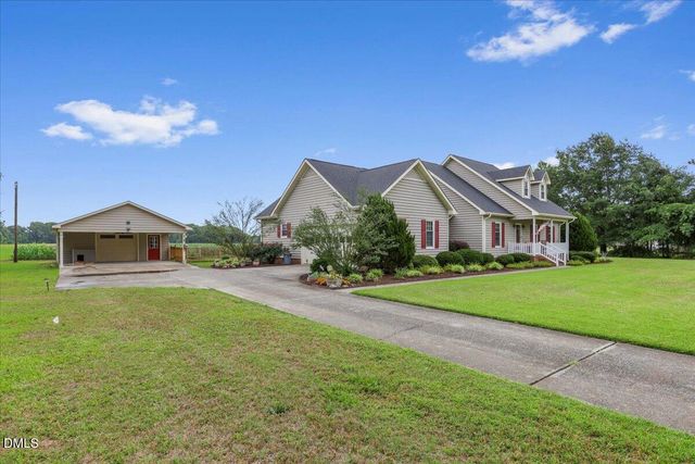 1202 Old Smith Chapel Road, Mount Olive, NC 28365