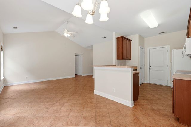 542 Battey Dr., Myrtle Beach, SC 29588