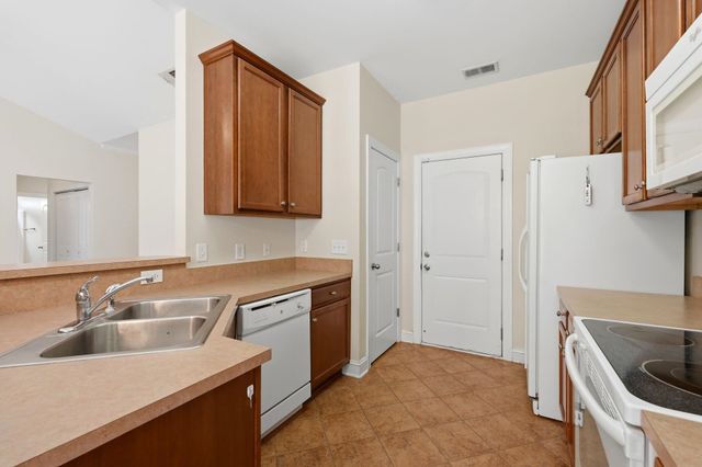 542 Battey Dr., Myrtle Beach, SC 29588