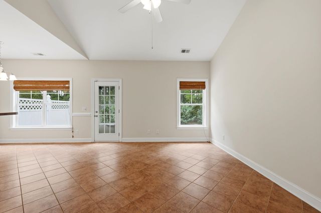 542 Battey Dr., Myrtle Beach, SC 29588