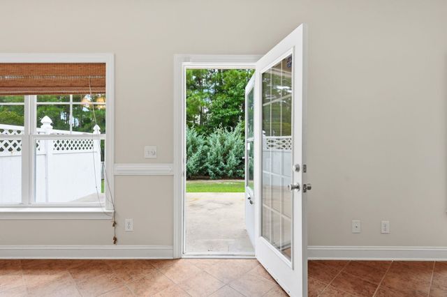 542 Battey Dr., Myrtle Beach, SC 29588