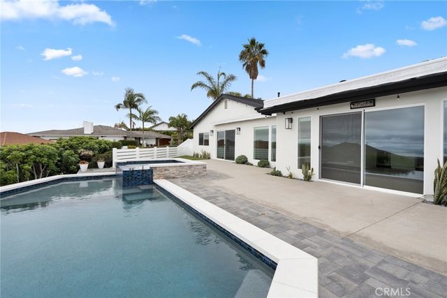 946 Avenida Presidio, San Clemente, CA 92672