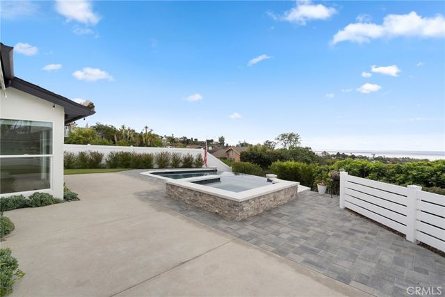 946 Avenida Presidio, San Clemente, CA 92672