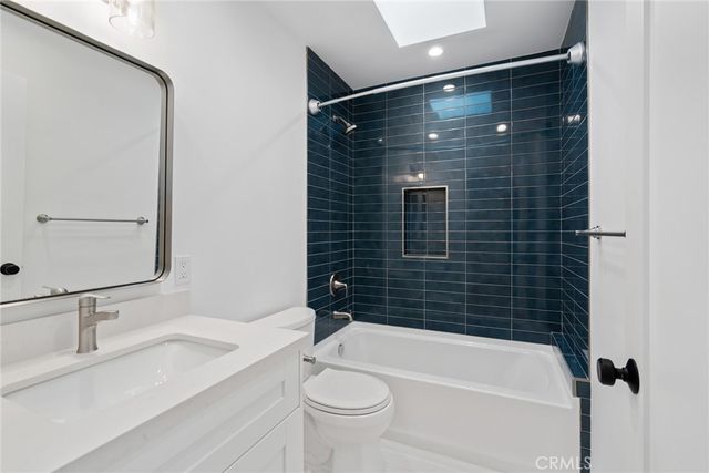 946 Avenida Presidio, San Clemente, CA 92672