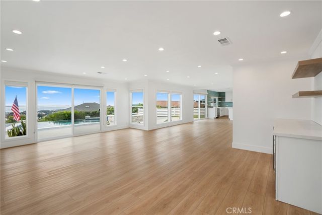 946 Avenida Presidio, San Clemente, CA 92672