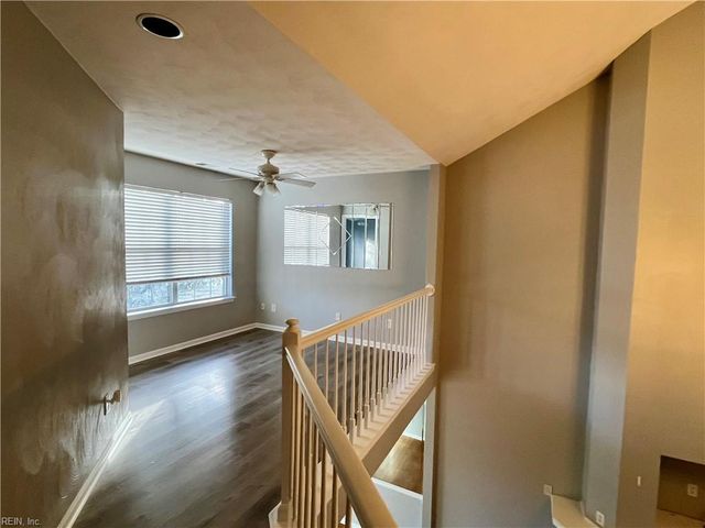 3684 Purebred DR, Virginia Beach, VA 23453