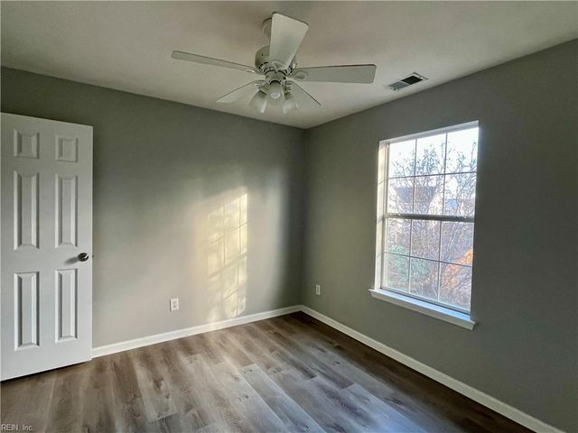 3684 Purebred DR, Virginia Beach, VA 23453