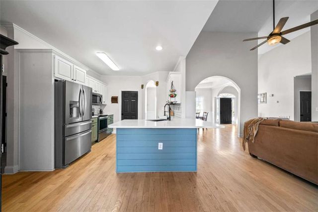 218 Bowdoin Lane, Adairsville, GA 30103