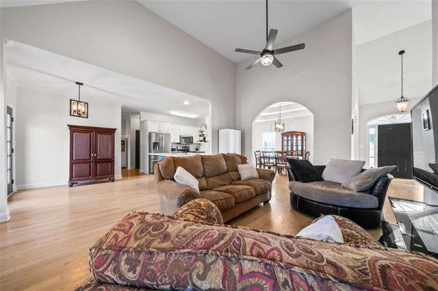 218 Bowdoin Lane, Adairsville, GA 30103