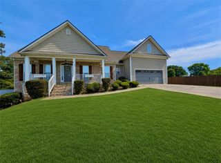 218 Bowdoin Lane, Adairsville, GA 30103