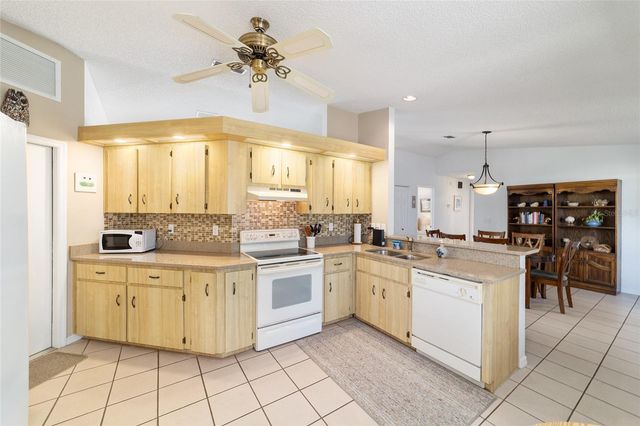 10806 SW 81ST COURT ROAD, Ocala, FL 34481