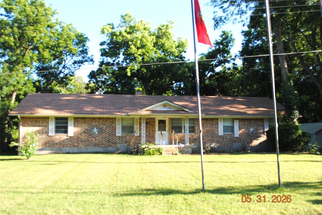 1628 RIVERWAY Lane, Lancaster, TX 75146