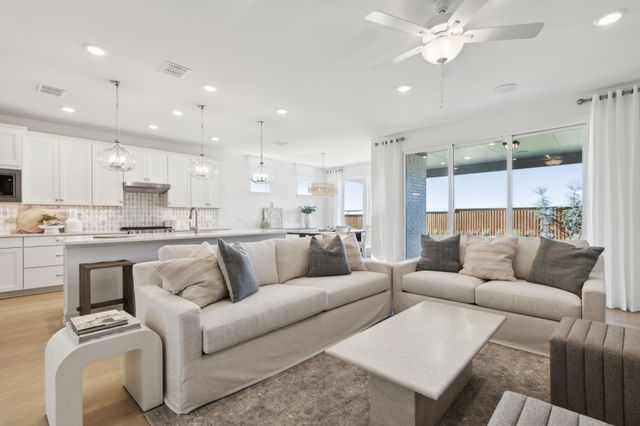 808 Cormorant Drive, Mckinney, TX 75071