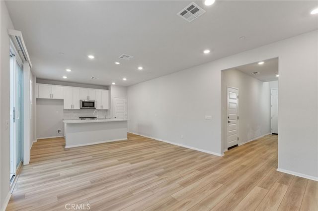 649 E Madeleine Privado, Ontario, CA 91761