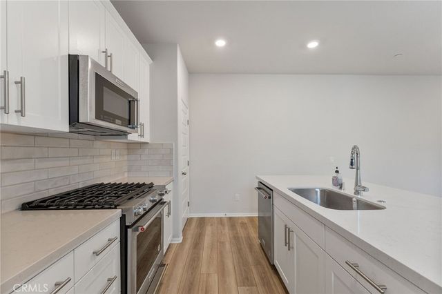 649 E Madeleine Privado, Ontario, CA 91761