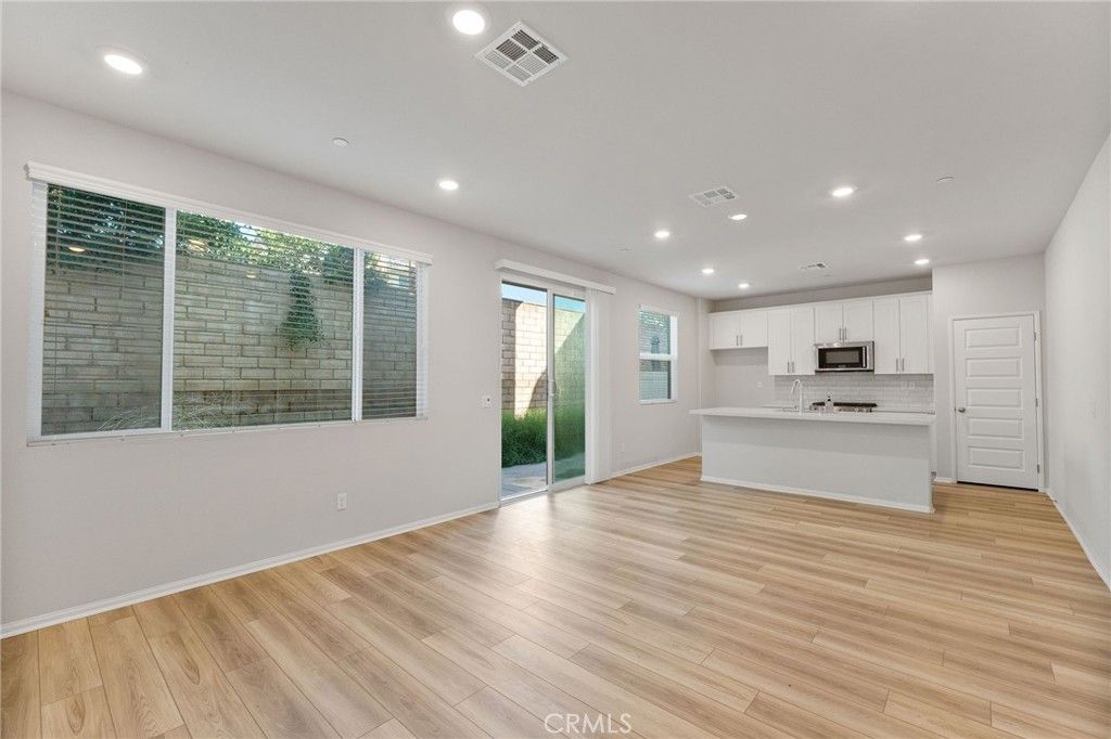 649 E Madeleine Privado, Ontario, CA 91761 — photo 4