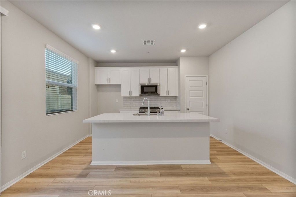649 E Madeleine Privado, Ontario, CA 91761 — photo 5