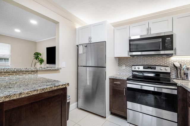 142 Brittany Terrace, Delray Beach, FL 33446