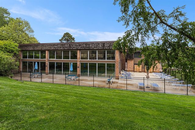 1325 S Maple Road Unit: 201, Ann Arbor, MI 48103