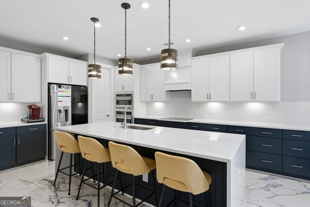 208 Rabun Court, Hoschton, GA 30548