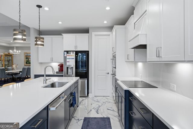 208 Rabun Court, Hoschton, GA 30548