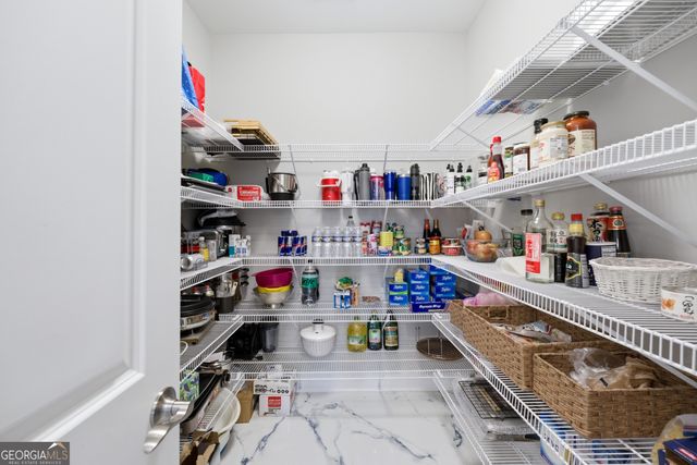 208 Rabun Court, Hoschton, GA 30548