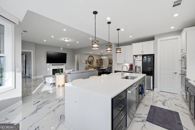 208 Rabun Court, Hoschton, GA 30548