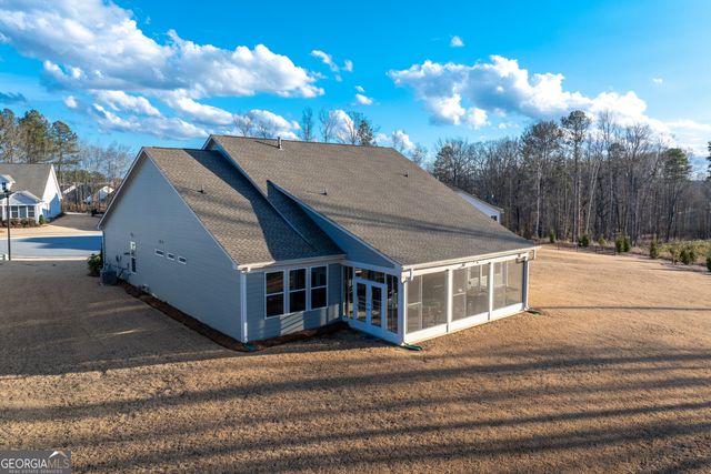 208 Rabun Court, Hoschton, GA 30548