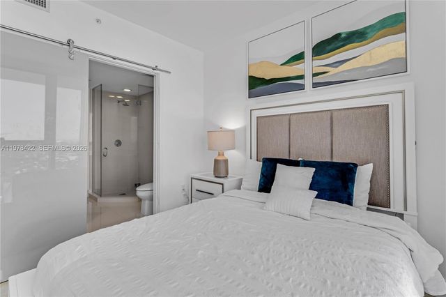 121 NE 34th St 3116, Miami, FL 33137