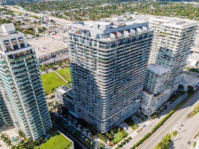 121 NE 34th St 3116, Miami, FL 33137