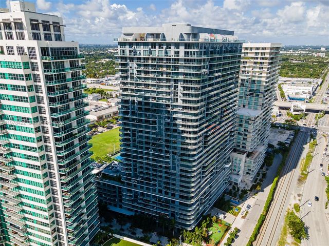 121 NE 34th St 3116, Miami, FL 33137