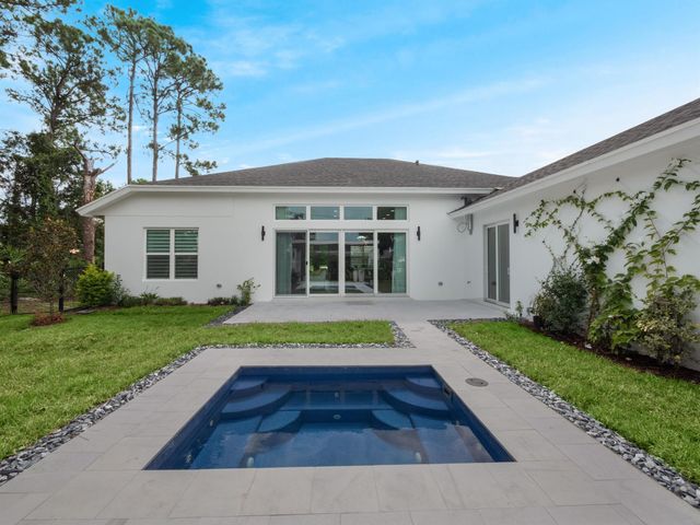 2565 SW Salzedo Avenue, Port St Lucie, FL 34987