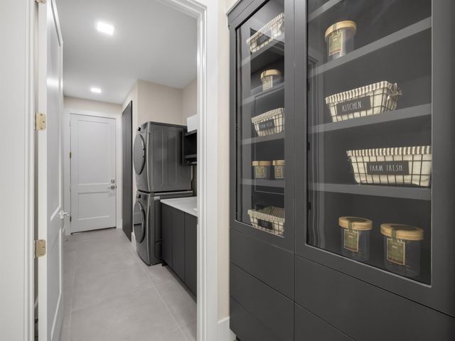 2565 SW Salzedo Avenue, Port St Lucie, FL 34987