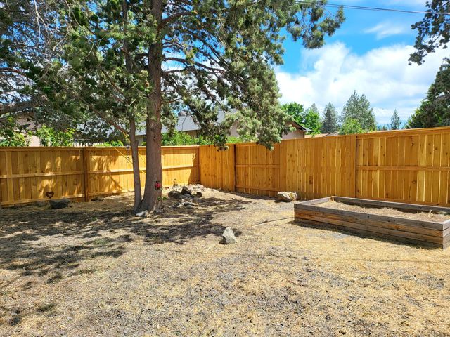 268 SE 15th Street, Bend, OR 97702